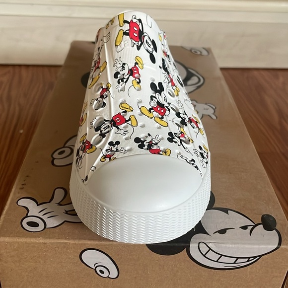 Disney Mickey shoes - Picture 5 of 7